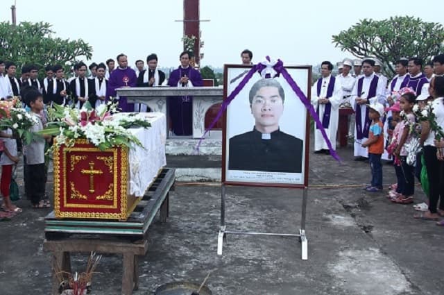 Thánh lễ an táng Thầy Đaminh Lê Văn Thắng