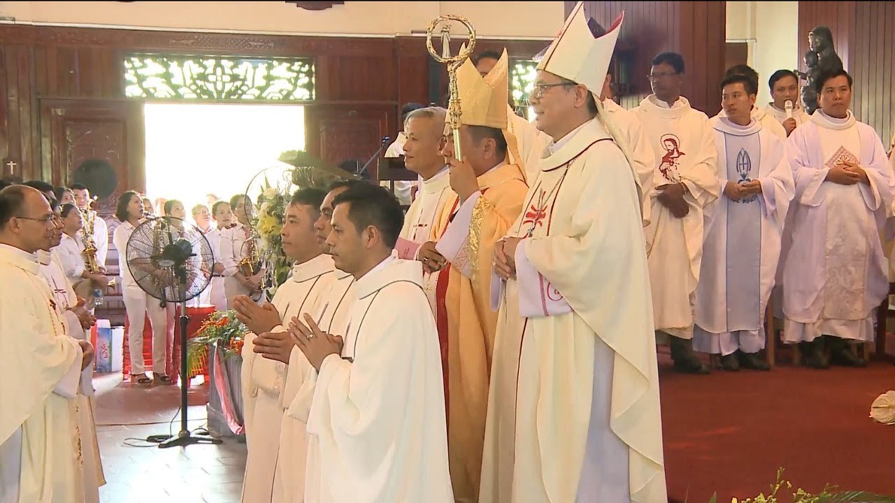 Trực tiếp Thánh lễ truyền chức linh mục Lạng Sơn
