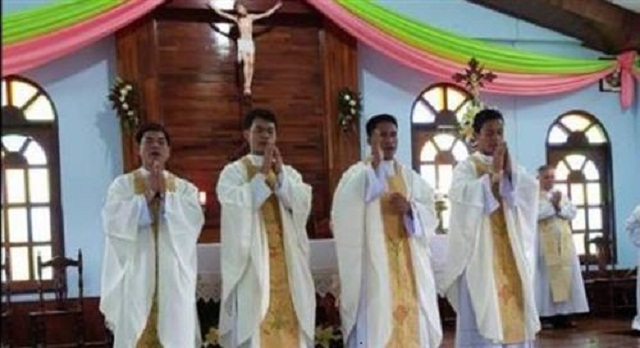 Giáo hội Lào vui mừng có thêm 4 tân linh mục