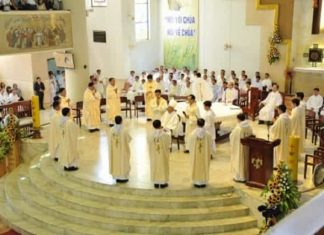 Thánh lễ truyền chức linh mục 2018 tại Dòng Đa Mình Việt Nam