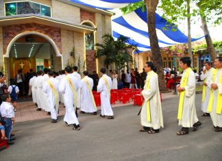 Lễ Truyền Chức phó tế và linh mục tại Học viện Phanxicô Thủ Đức
